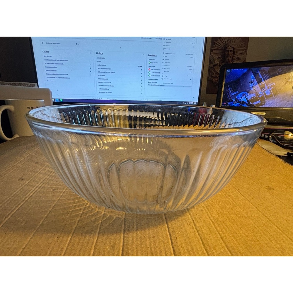 Pyrex 7404-S 4.5 Qt Ribbed Mixing Bowl 11" Vintage Ovenware USA